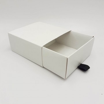 Μπιζόκουτο Χάρτινο No. (συρταρωτό) 11*11*5 (Κραφτ-Λευκό)