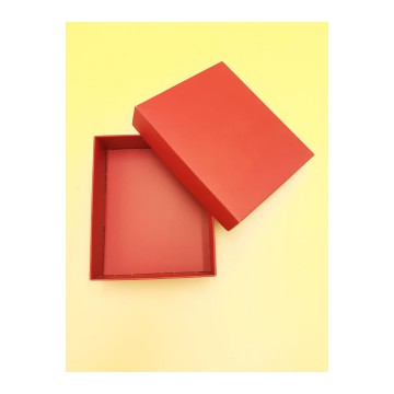 Κουτί Χάρτινο 12.5 x 10.5 x 3.5 (μαύρο-μπορντό)